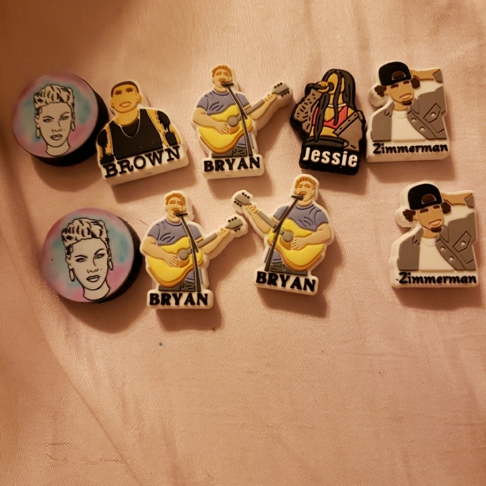 Set Of 9 Musical Singers Focal Beads
